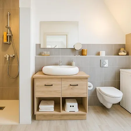 Villa Janea Deep Red House Reichsfeld