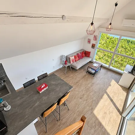 Villa Janea Deep Red House